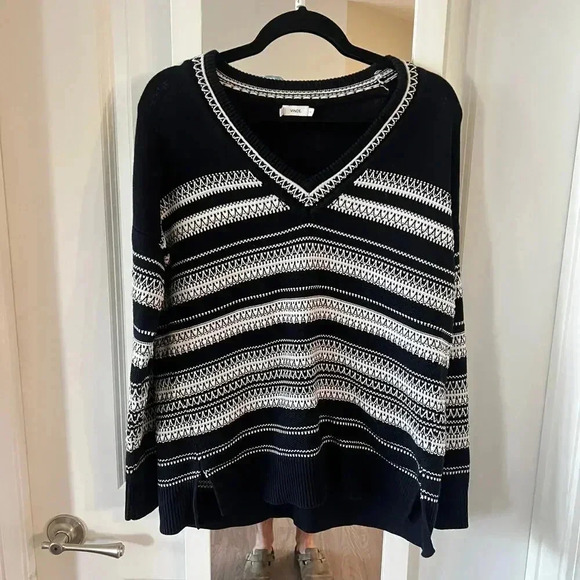 Vince Long Sleeve Striped Sweater Size Small Color Black White - Picture 2 of 5